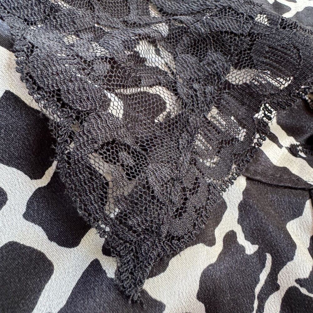 Bisou Bisou Shirt dress Size Large Black and Cream Geometric Short Lleeve - Picture 5 of 16